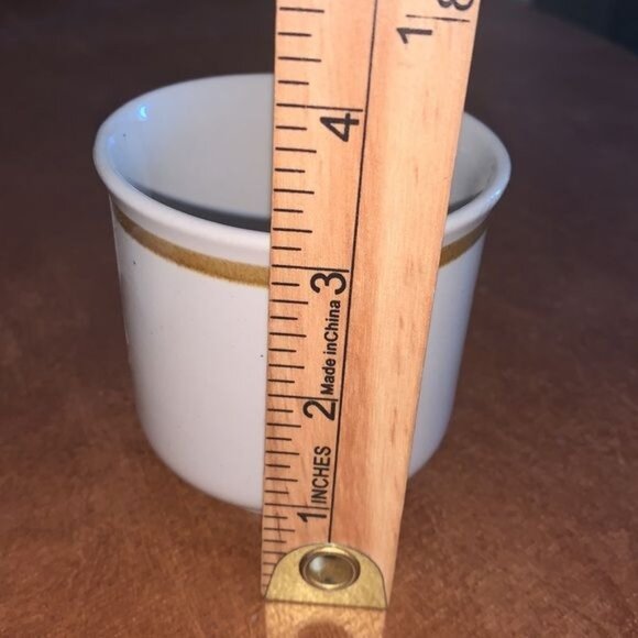 Restaurant Coffee Mugs 3" Tall 3.25" Diameter White With Brown Band - Picture 6 of 7